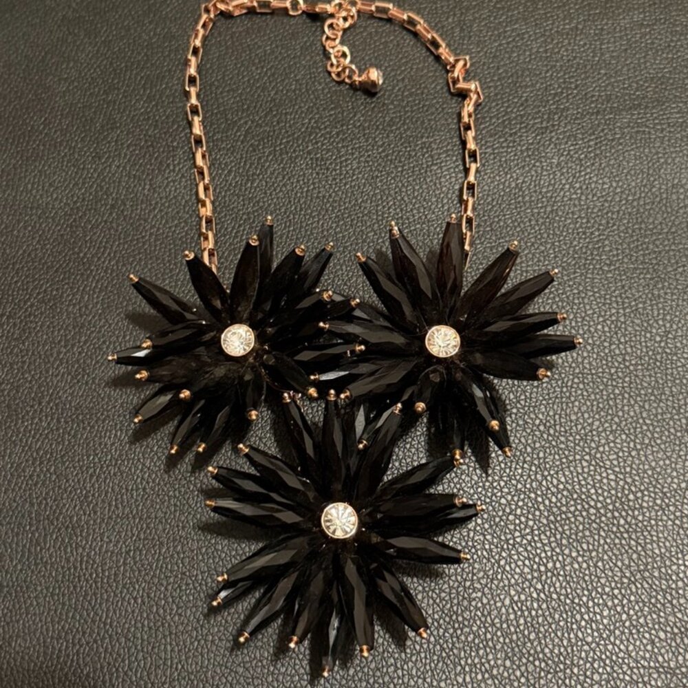 Ted Baker Starburst flower necklace